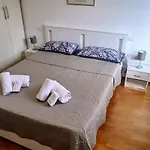Mi Casa Es Tu Casa *