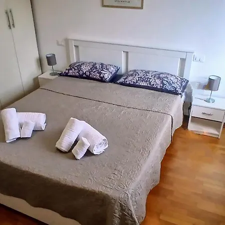 Mi Casa Es Tu Casa *